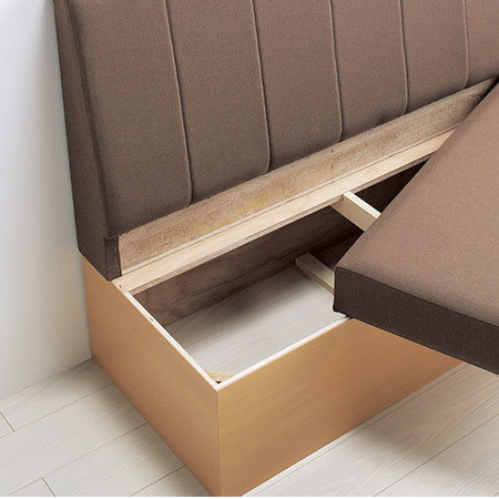 座面ははめ込み式